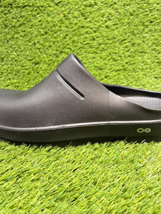 OOFOS OOcloog Clog Mens Size 10 Black Beach Outdoor Slip On Recovery Sandals main image 7